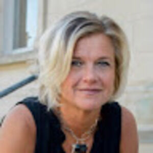 Meet your Posher, Angie